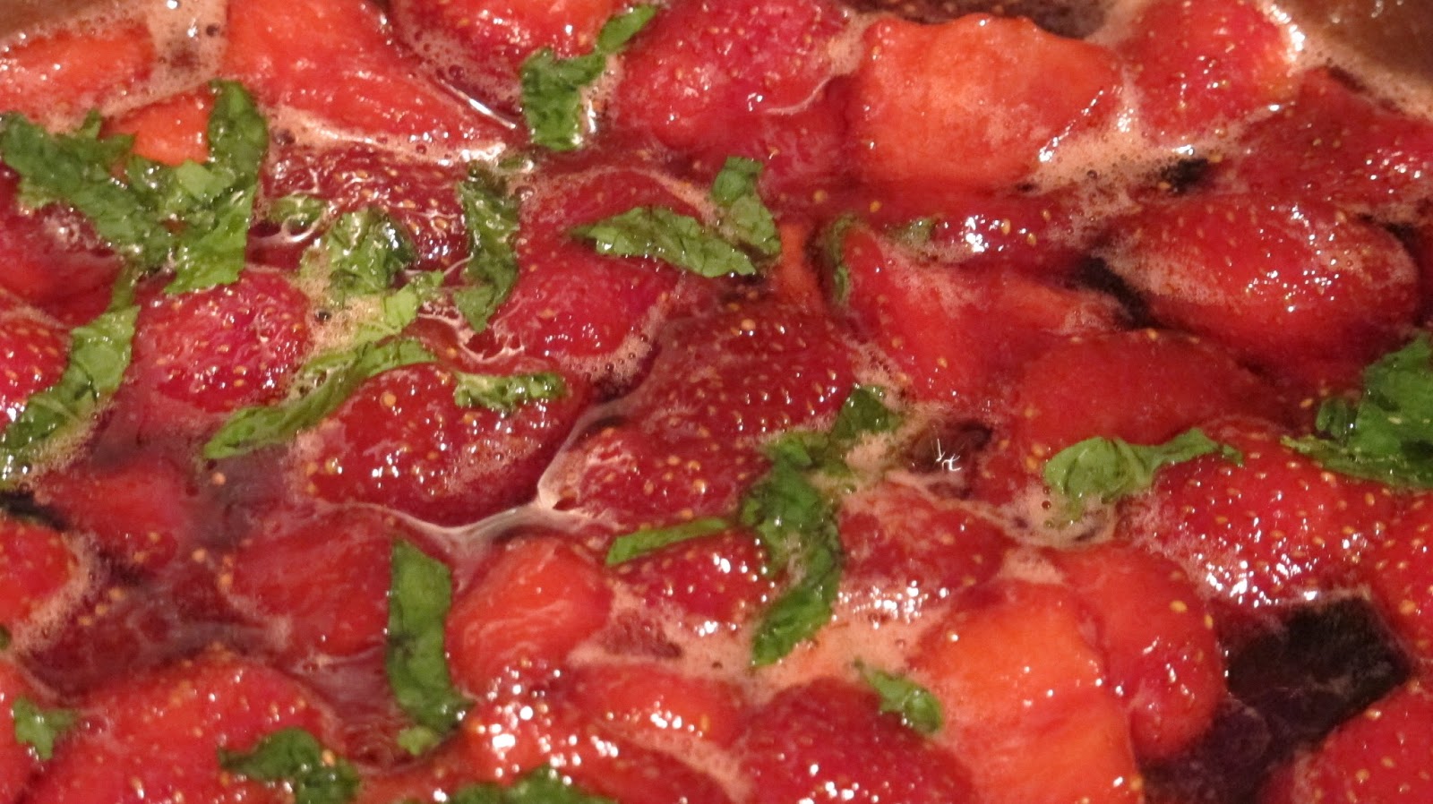 Confiture de fraises à la menthe Le Blog de Cuisine en bouche