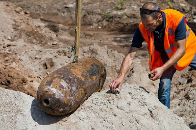 Milhares retirados de casas devido a bomba da II Guerra Mundial