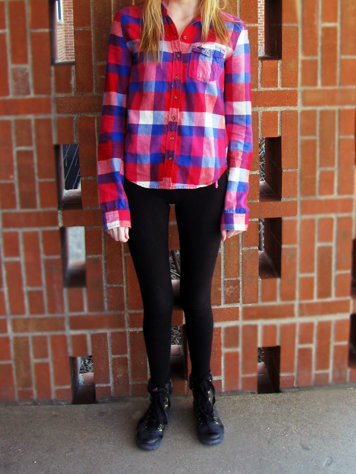 Ben dress sherman shirts Casual Rihanna outfits, Tweeps Newsfashionable to follow on twitter