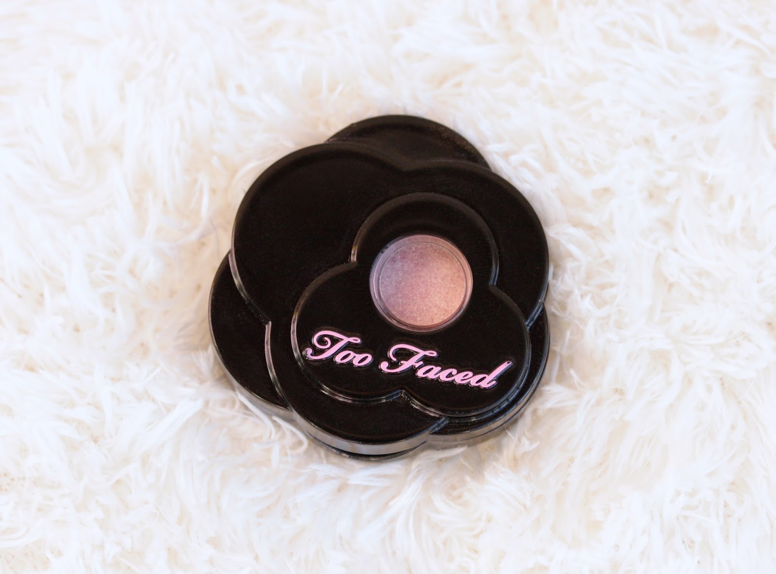 Too Faced Magic Mushroom Eyeshadow / Review and Swatches RosyChicc