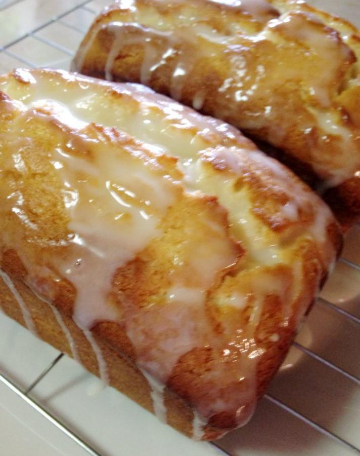 Cupcake Boom Cream Cheese Pound Cake with Lemon Glaze