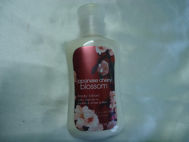 Bath and Body Works Japanese Cherry Blossom Body Lotion Review