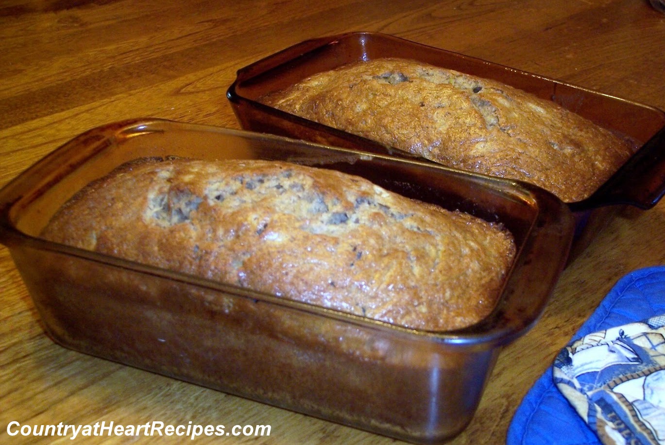 Country at Heart Recipes: Pineapple Zucchini Bread