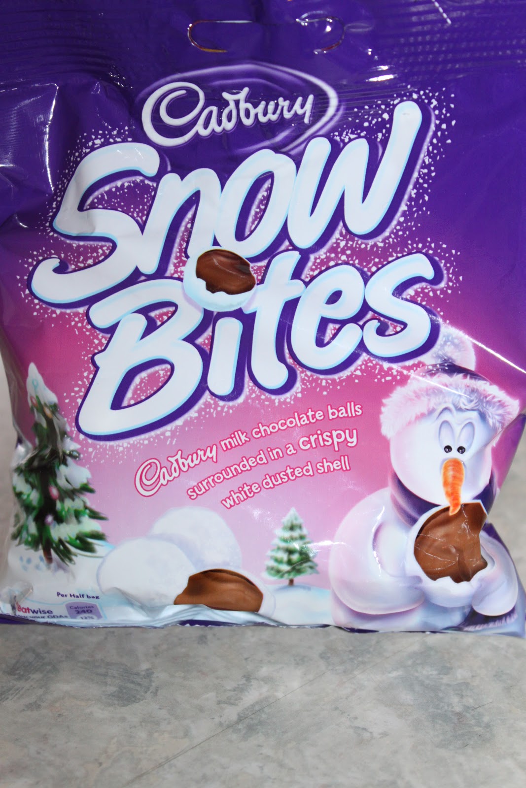 Tea Time Product Reviews Lindt Excellence Wasabi Dark Chocolate Bar, and Cadbury Snow Bites