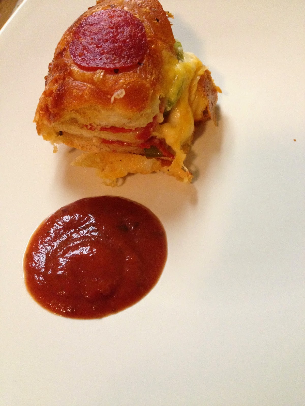 mad wife skillz Bundt Pan Pizza