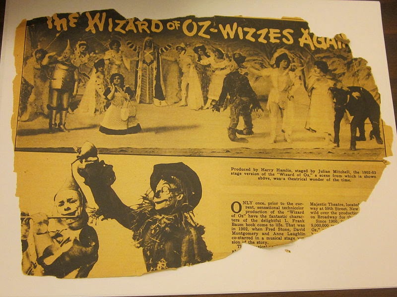 Kindergarten Kiosk The Wizard of Oz A Musical Play or Reader's Theater