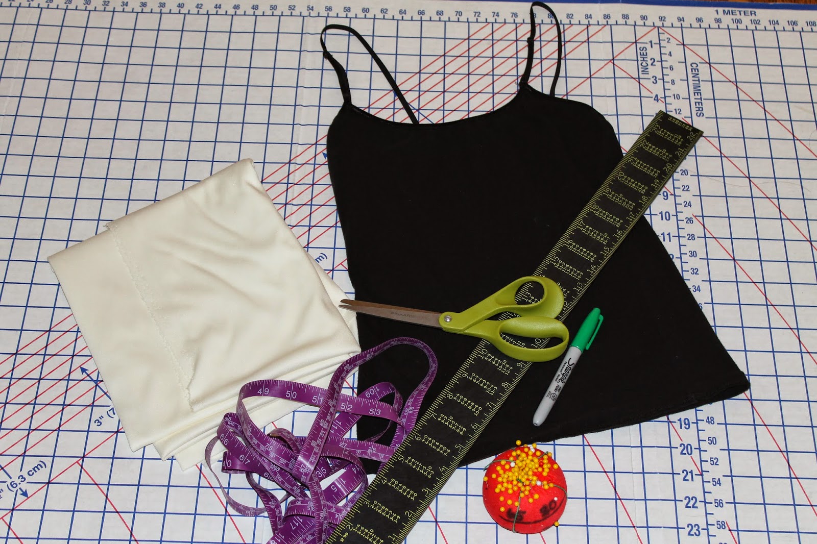 Seamingly Smitten DIY Slip How to sew a slip