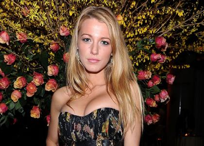 Blake Lively Cheerleader on Blake Lively American Female Hollywood Star Profile Bio Photos 2012