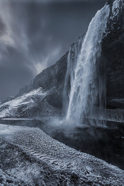 Amazing Waterfall | A1 Pictures