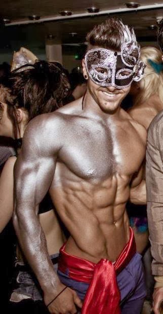 Rowan Row S Physique Gt All Pics Bodybuilding Com Forums