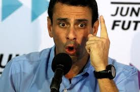 Capriles pide "excusas" pero reitera que "en todos estos años nunca ha ofendido a Chávez"