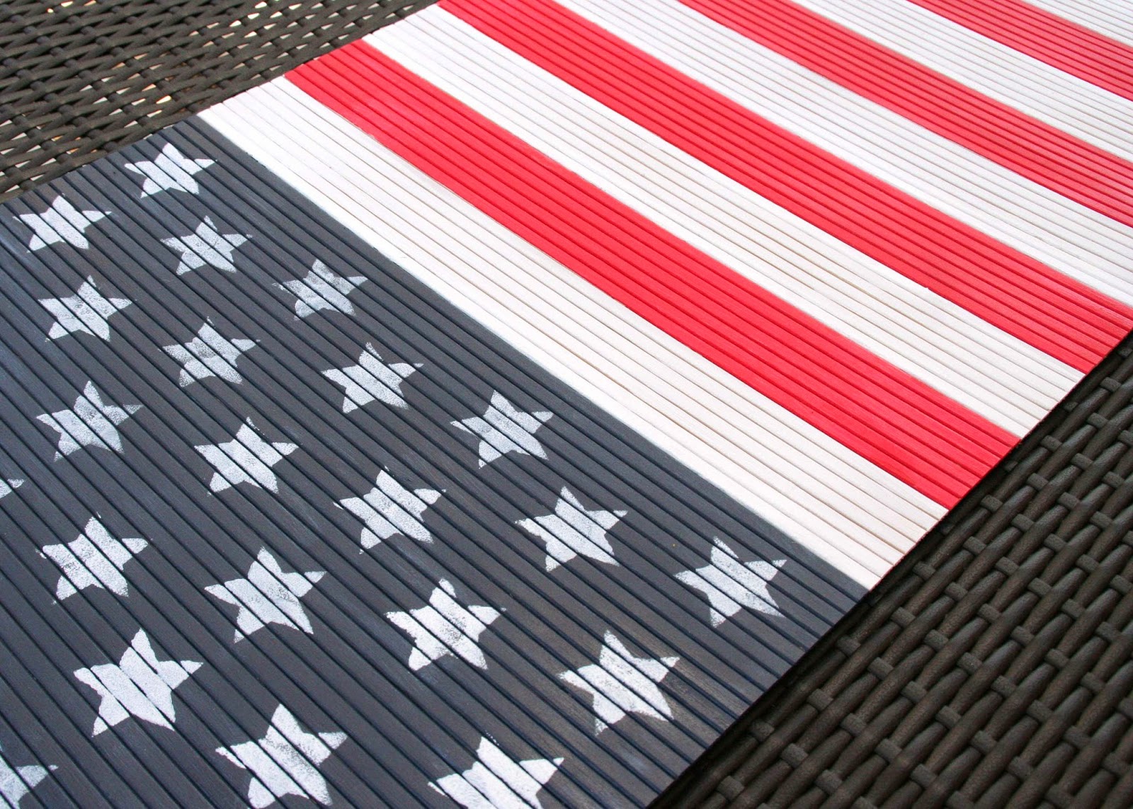 Make // Flag Table Runner