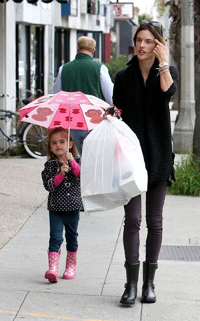 Alessandra Ambrosio daughter Anja