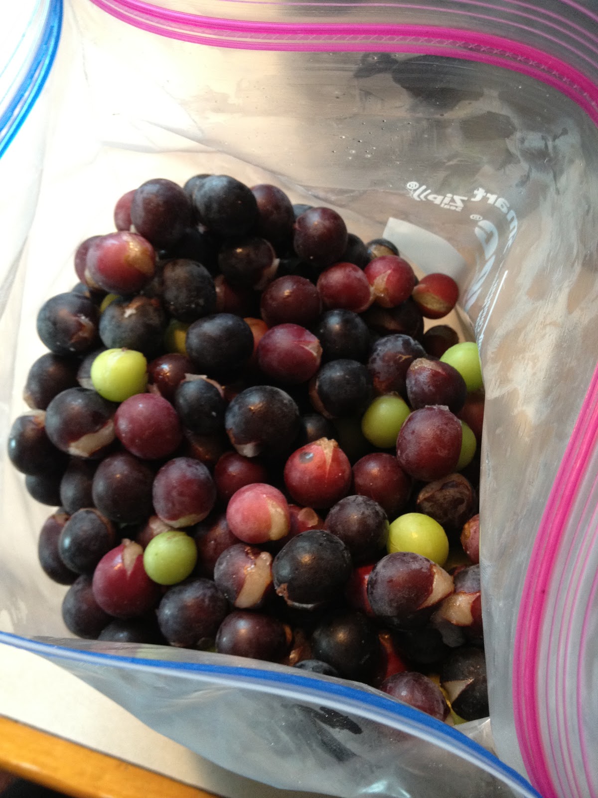 How to Use and Freeze Grapes For Winter Simply Healthy