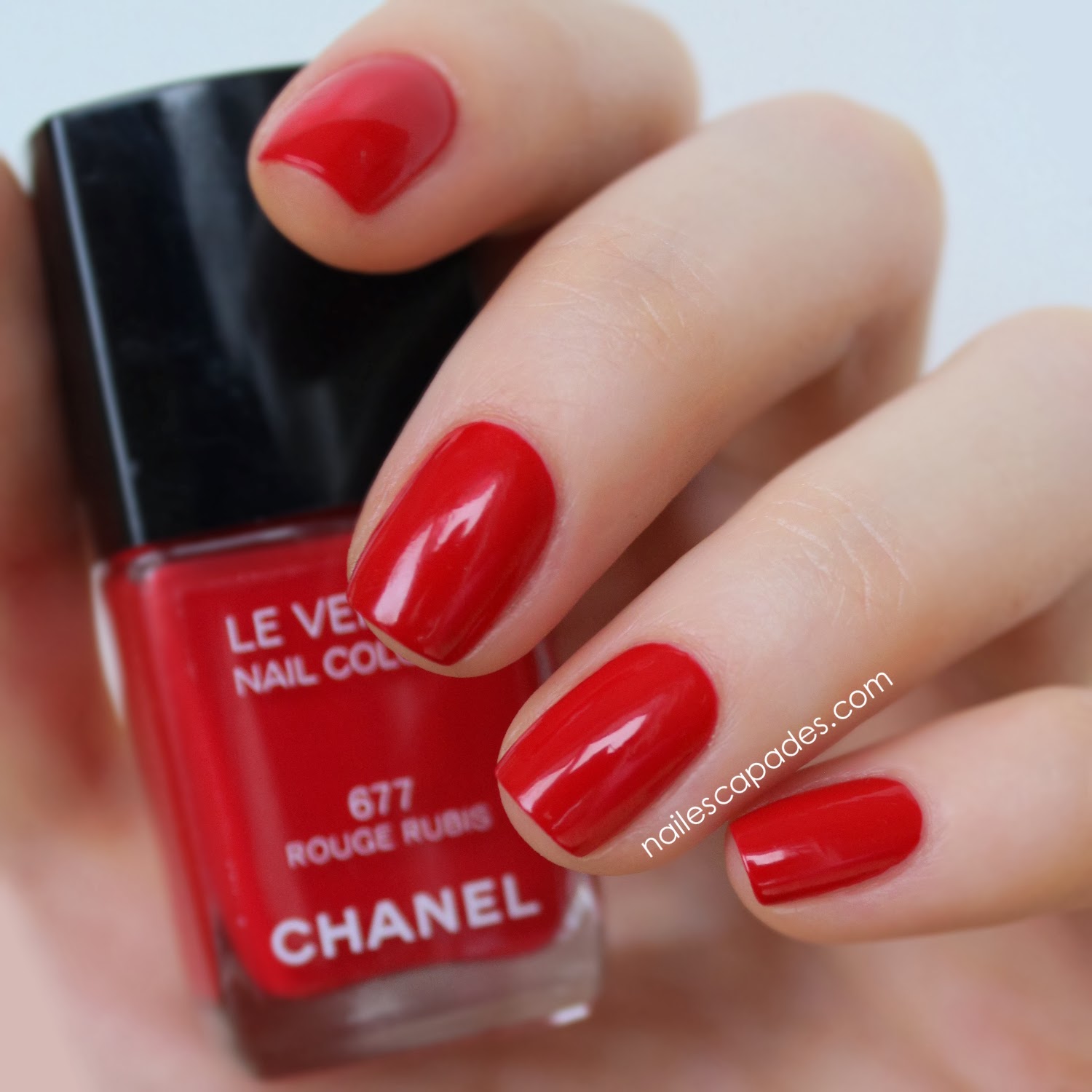 Nail Escapades Chanel Rouge Rubis 677