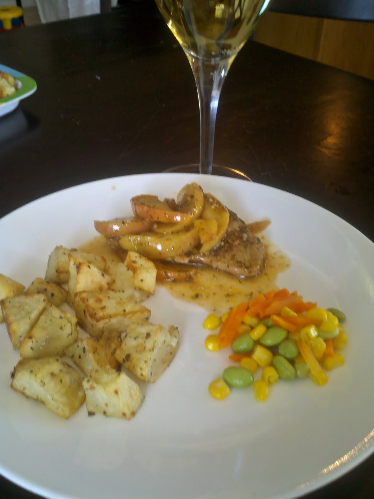 it's what's cookin McCormick's Recipe Inspirations Apple & Sage Pork