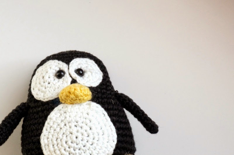 Petite Maille  Le crochet c'est pas ringard !: Pingouin Tux au crochet