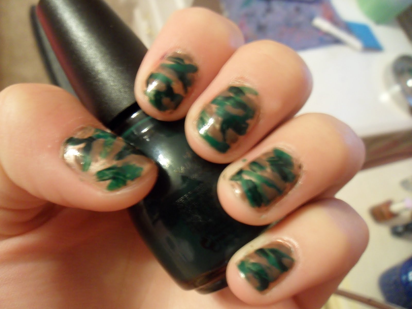 camo gel nail design