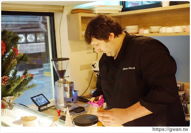 O Rose法式冰淇淋,捷運美食,捷運藍線美食,花朵冰淇淋,玫瑰花冰淇淋,少女甜點,夢幻甜點,手工冰淇淋,甜點下午茶,玫瑰花瓣,法國主廚-9