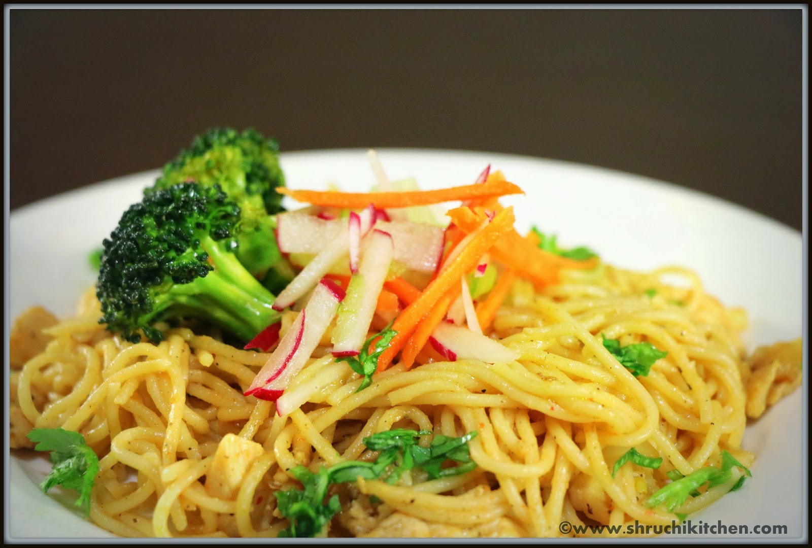 Where's the FOOOD!!!! Chicken Chow Mein