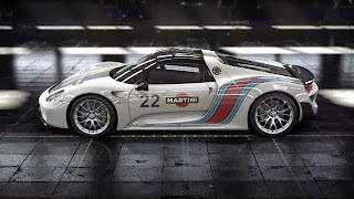 Porsche 918 Spyder Weissach Package