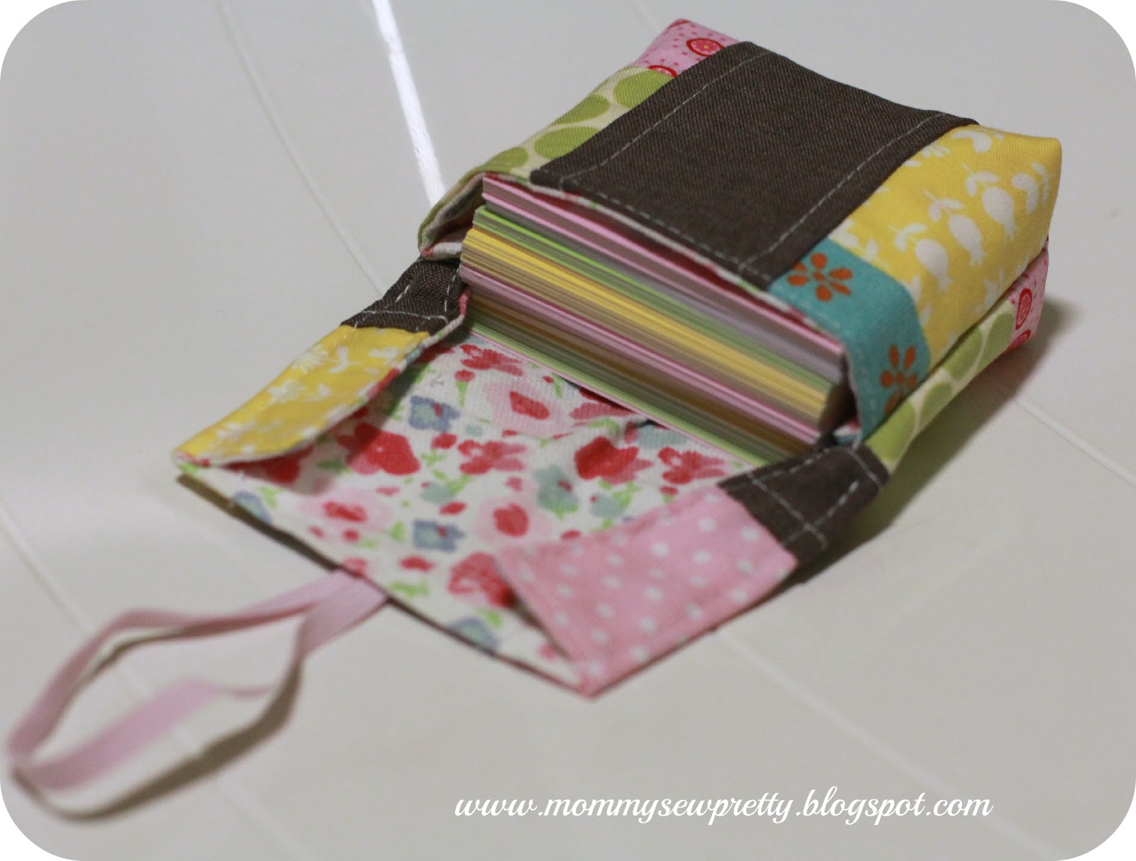 mommy sew pretty Patchwork Pouch