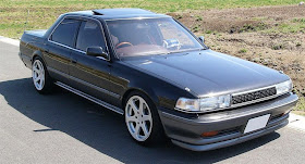 Toyota Cresta X80, japoński sportowy sedan, tylnonapędowy, napęd na tył, RWD, drifting, zdjęcia, tuning, JDM