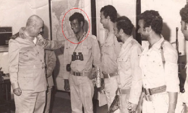 بطل مصري قهر الإسرائيليين.. والمكافأة: فرّاش في مدرسة! بطل مصري قهر الإسرائيليين.. والمكافأة: فرّاش في مدرسة!