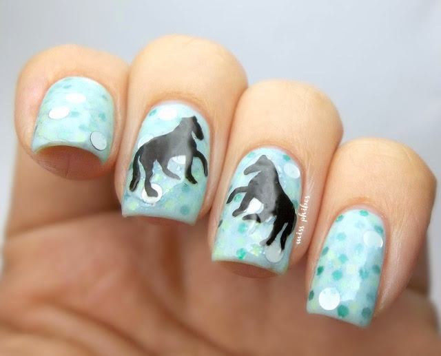 Horse nails