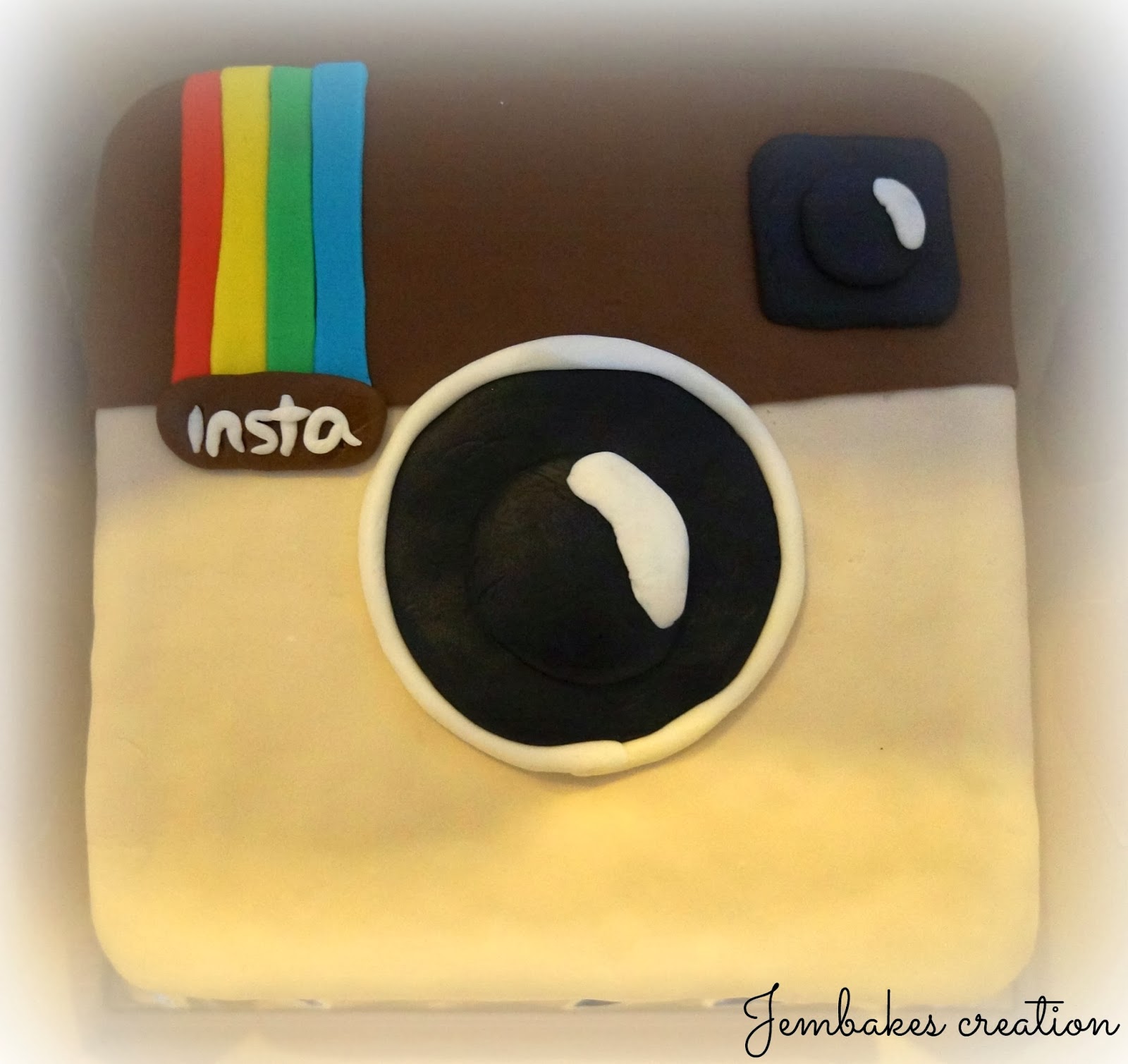 Jembakes...: Instagram cake...