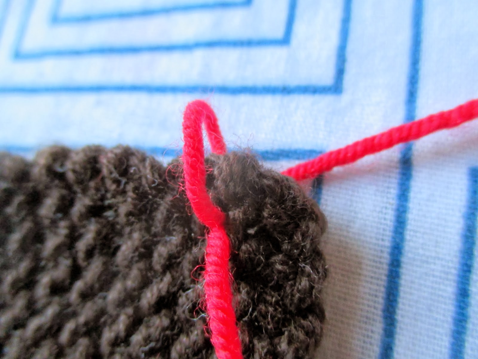 mrsbrownmakes... How to Blanket Stitch