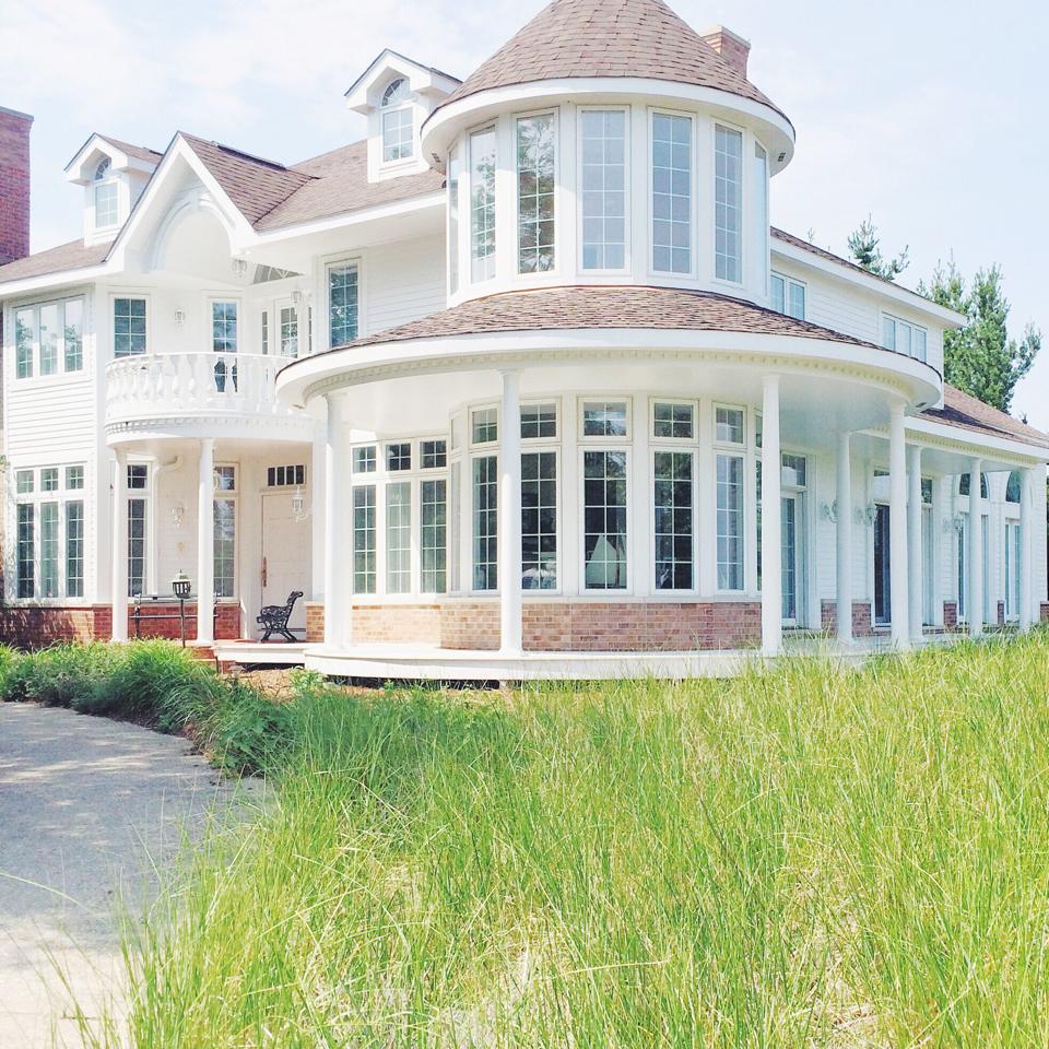 grand-beach-mi-cottage