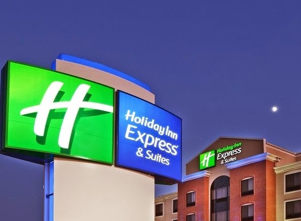 HOLIDAY INN EXPRESS AND SUITES, BANFF TRAIL, CALGARY