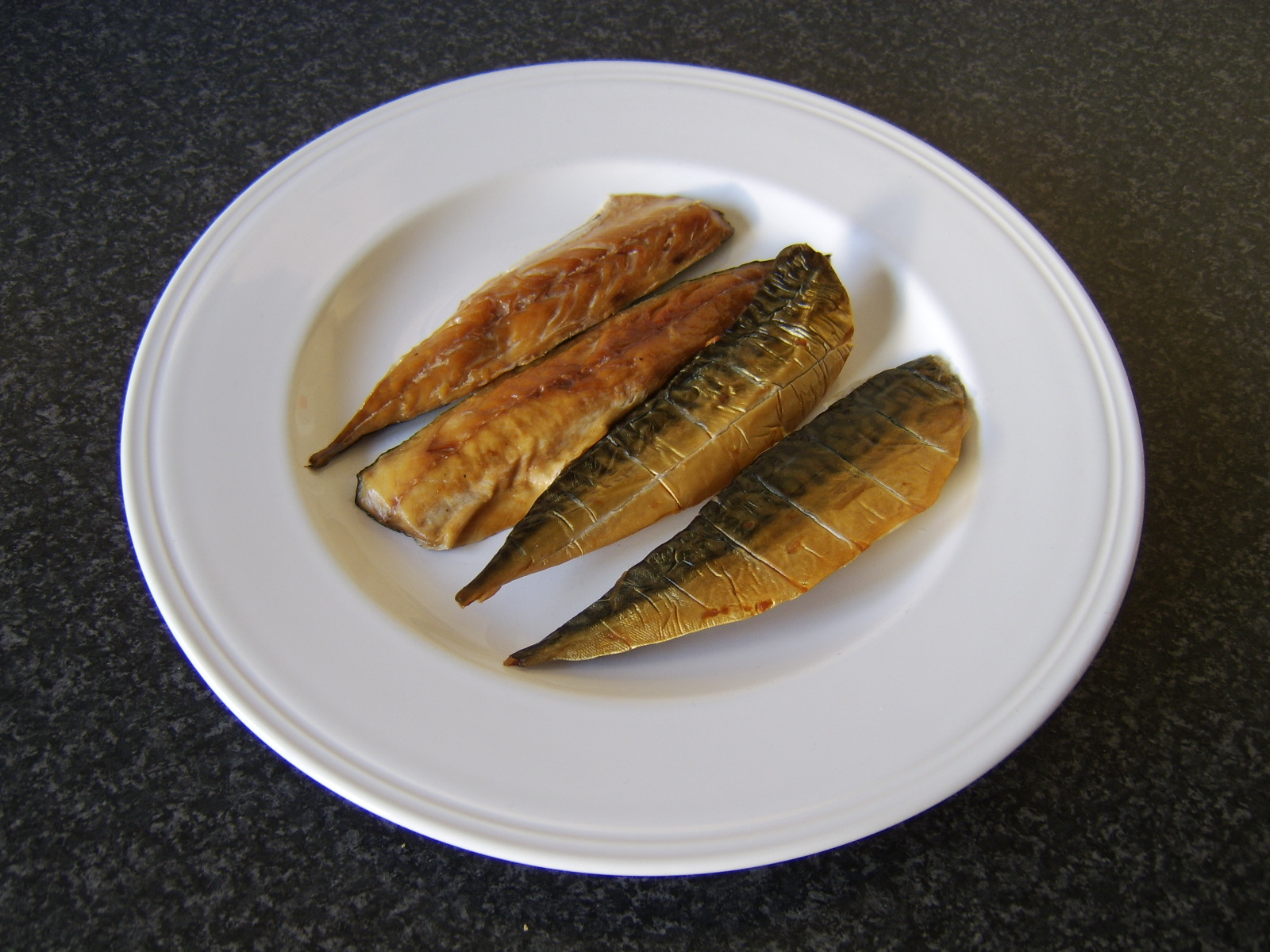 What Should I Have for Dinner Tonight? Smoked Mackerel Salad
