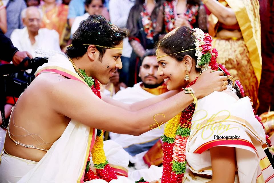 Singer Geeta Madhuri And Nandu 's Wedding Unseen Photos