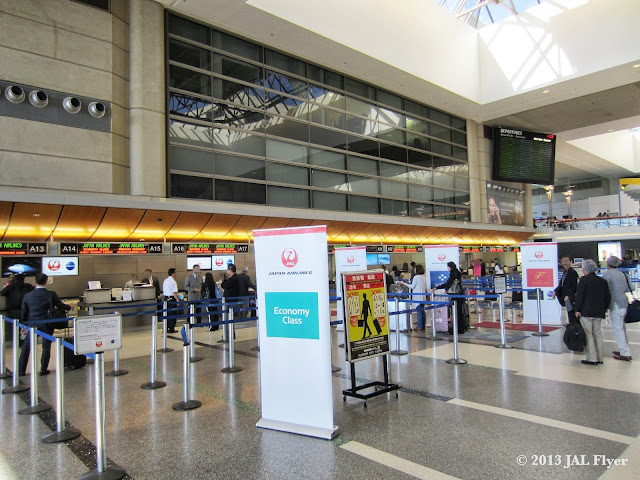 Japan Airlines check-in counters at Los Angeles Tom Bradley International Terminal Japan Airlines check-in counters at Los Angeles Tom Bradley International Terminal