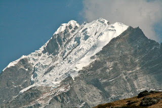 Lobuche+Peak+1.jpg