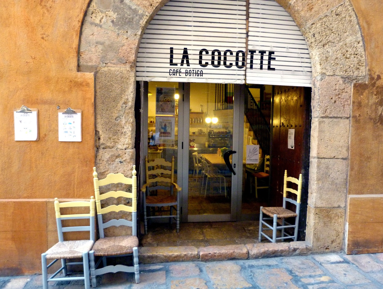 Tarragona IN Un toque francés para el café