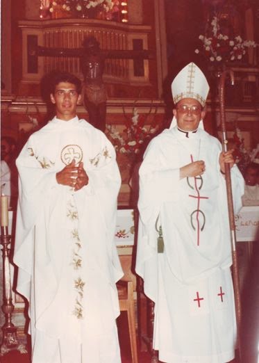 Director_Misiones_agradece_a_Obispo_Dorado_misión