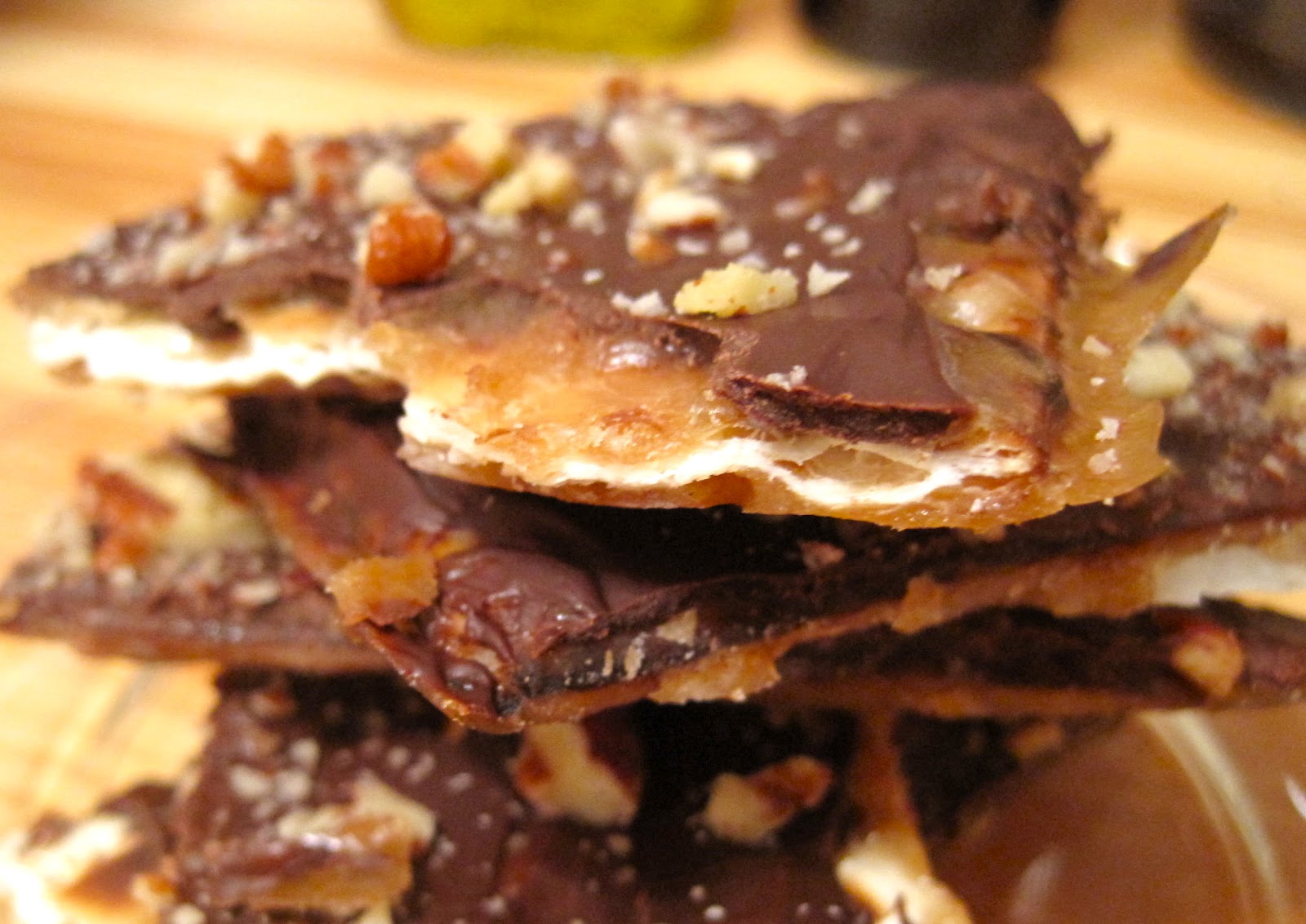 Kvell in the Kitchen Chocolate Caramel Crack(ers)