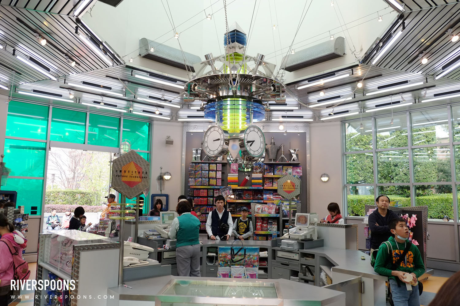 Riverspoons Studios Riverspoons with Back To The Future Delorean