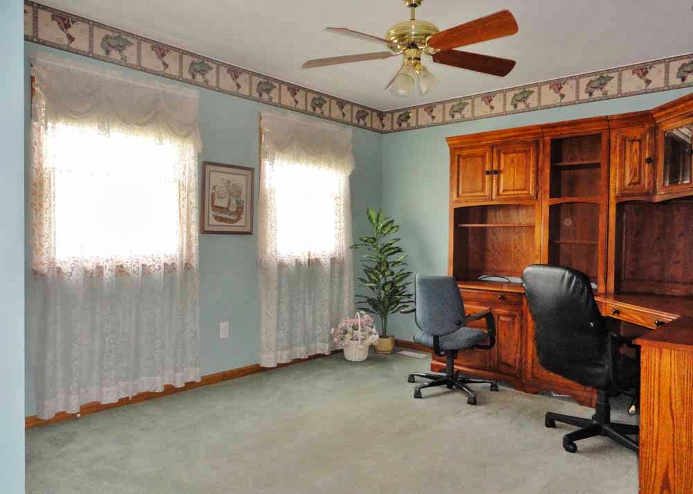 Pams Real Estate Ponderings New Price on 2.4+ Acres and a Pool