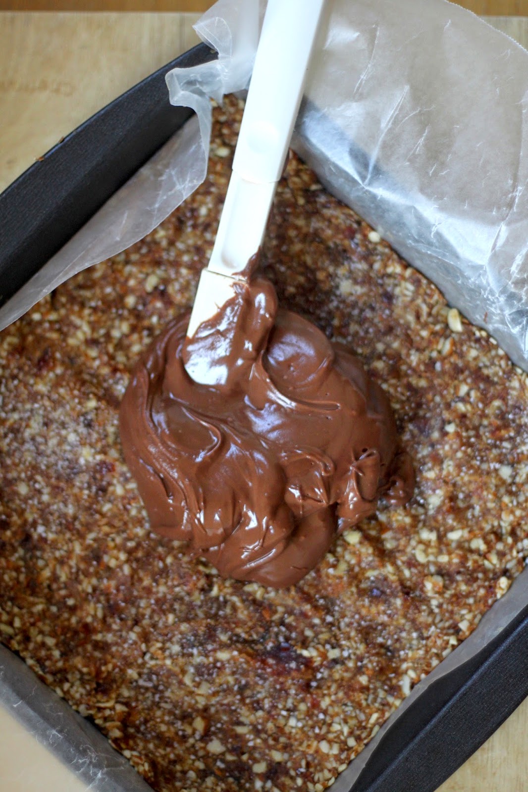 Jenessa's Dinners GlutenFree NoBake Date Nutella Bars