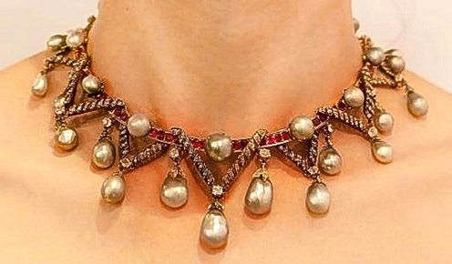 Marie Antoinette’s Necklace