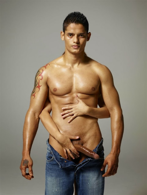 Seguimos de Campaña - Sin pelos Gay