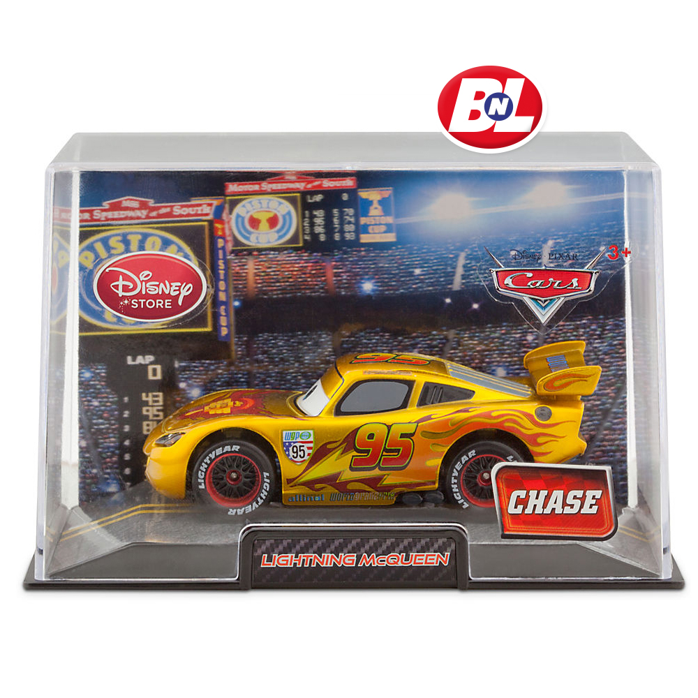 ON BUY N LARGE Cars 2 Lightning McQueen Die Cast Car Chase Edition