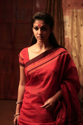 Actress Nayanthara Hot Saree Photos