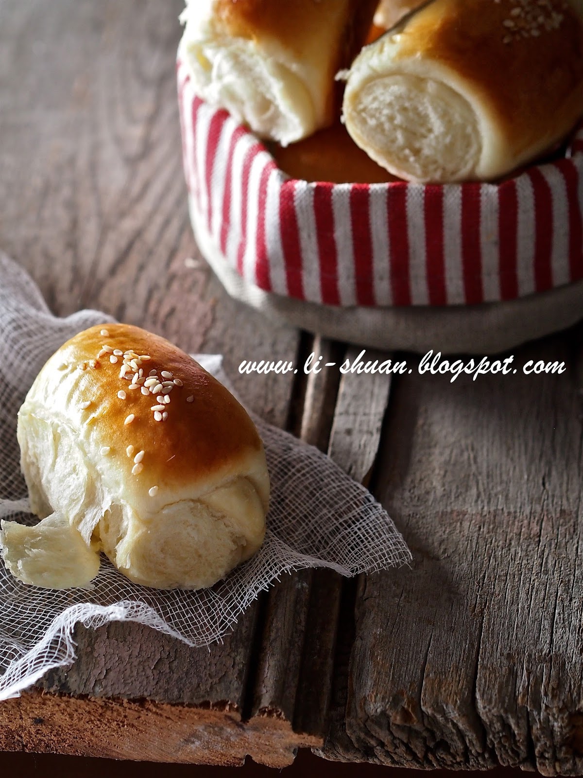 爱厨房的幸福之味: 榴莲咖椰面包（低温发酵18小时） Durian Kaya Bread