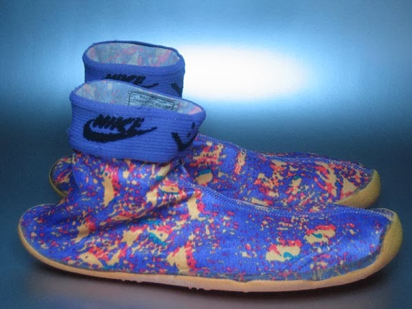 nike aqua socks 1989