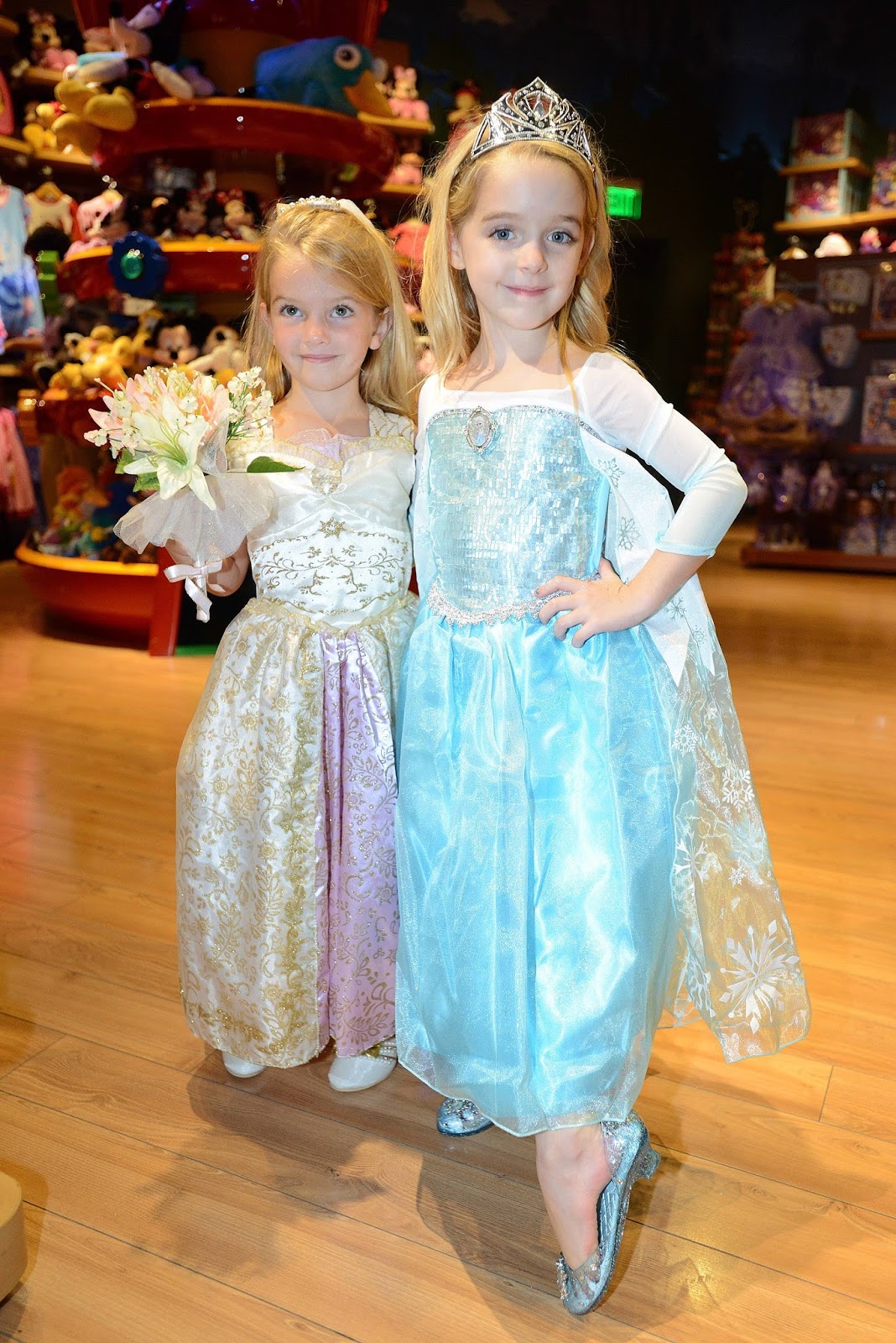 Photo Alert Disney Store Celebrities to Halloween BOOtique